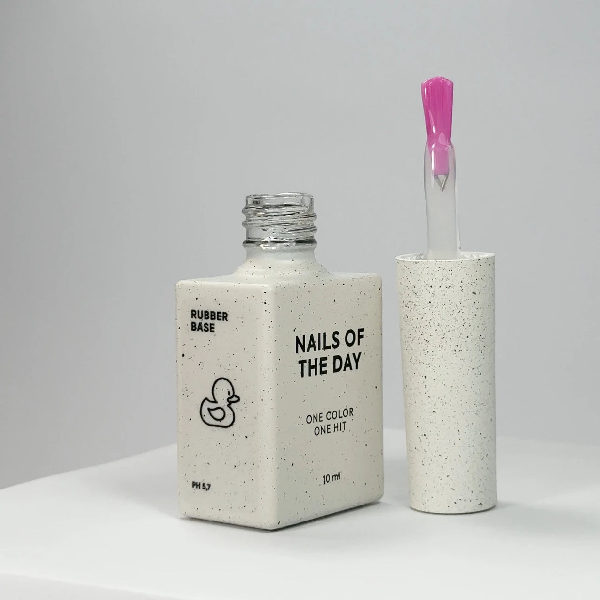 NAILSOFTHEDAY RUBBER BASE, 10ml